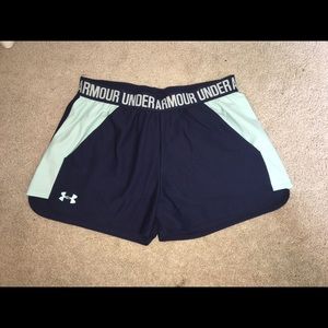 Under Armour Play Up Pocket Shorts-great condition